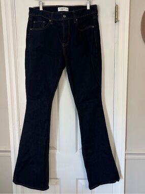 Abercrombie & Fitch | The Bootcut Midrise